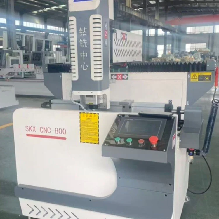 800 mm CNC obdelovalni center za industrijske aluminijaste profile