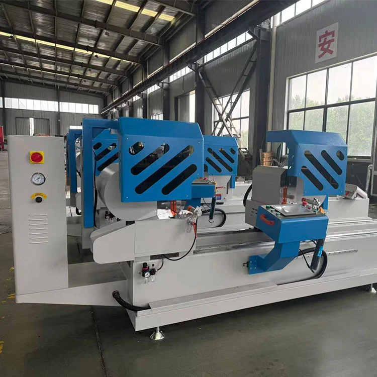 CNC zajeralna žaga s poljubnim kotom za rezanje aluminijastega profila