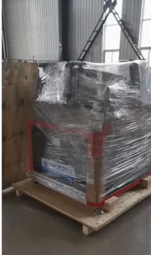 CNC stroj za upogibanje PVC aluminija s servo pogonom